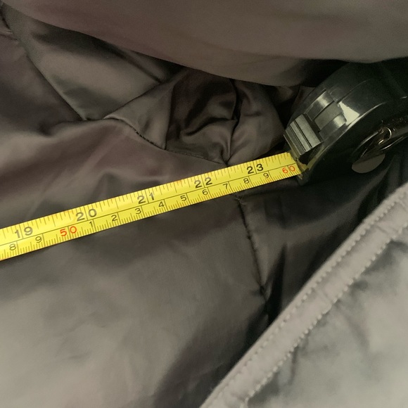 Winter jacket. Super warm for cold weather. Excellent used condition. - Picture 5 of 5